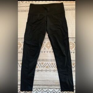Active Wear Leggings - Size Medium